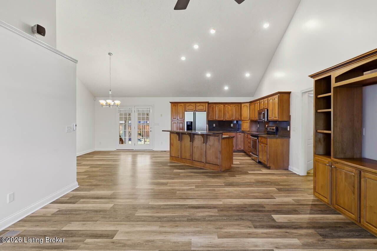 12611 Bernay Pl