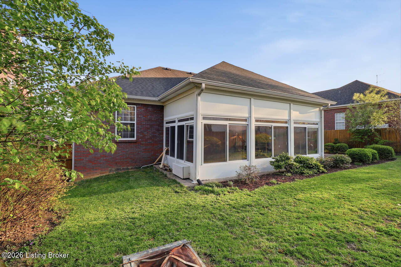 12611 Bernay Pl