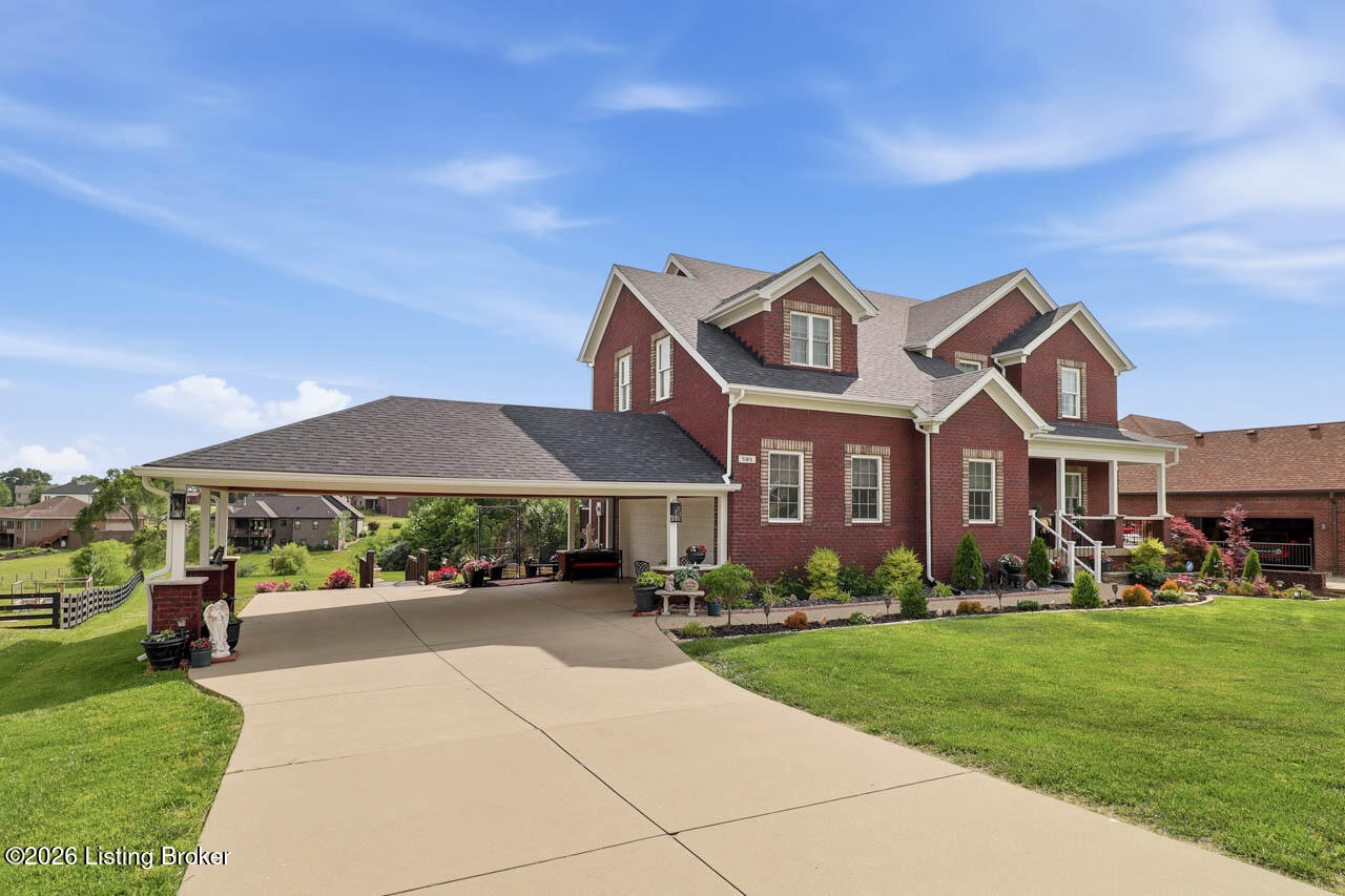 585 Sunray Dr