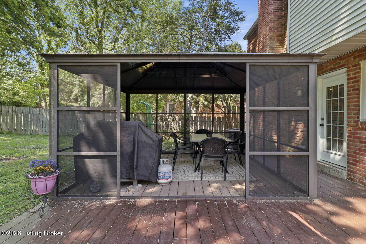 4108 Meadowland Dr