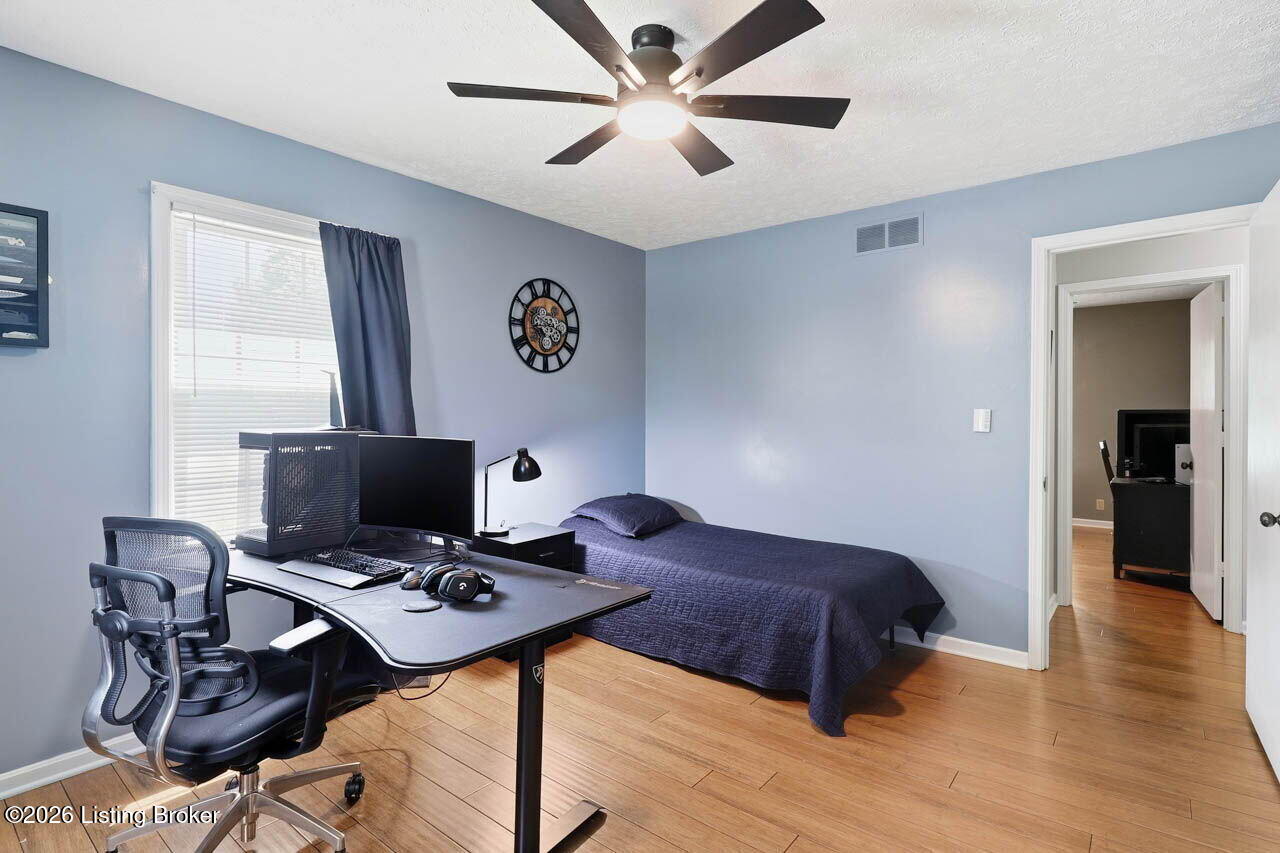 4108 Meadowland Dr