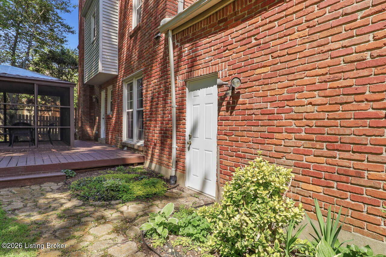 4108 Meadowland Dr