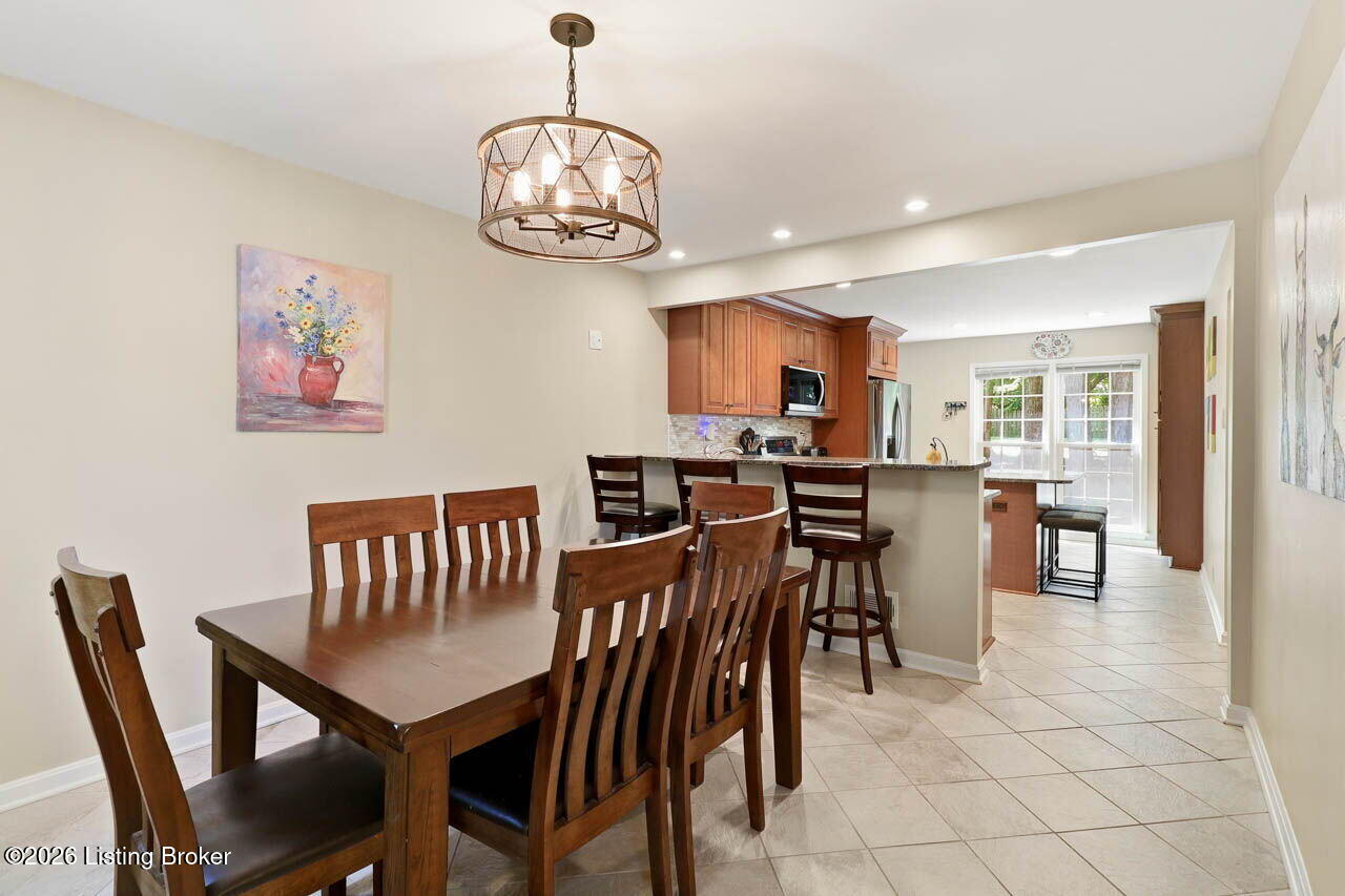 4108 Meadowland Dr