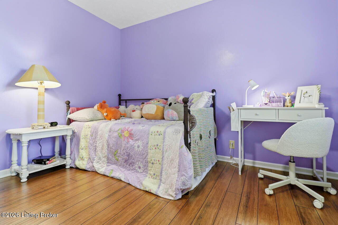 4108 Meadowland Dr