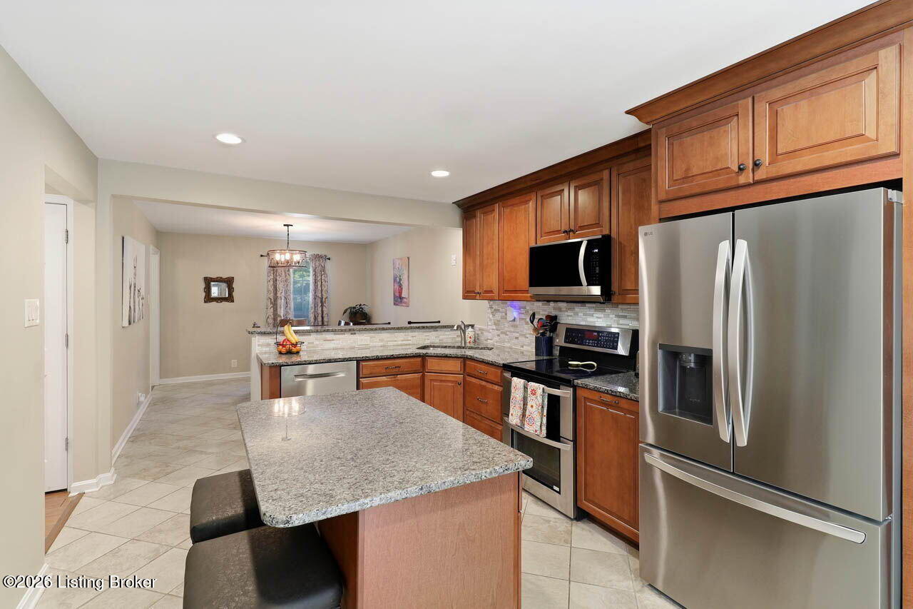 4108 Meadowland Dr