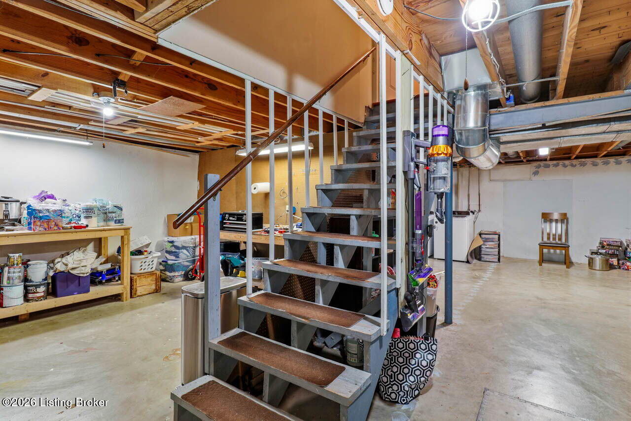 4108 Meadowland Dr