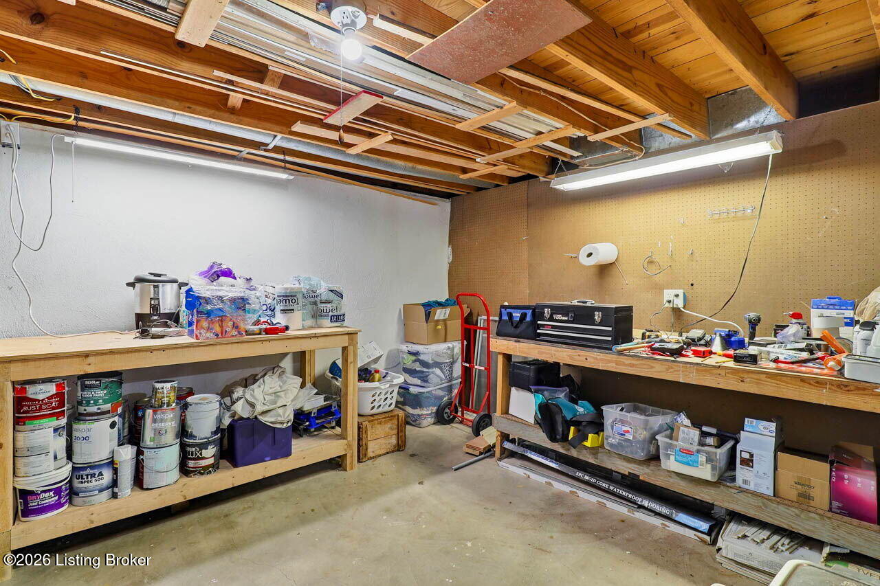 4108 Meadowland Dr
