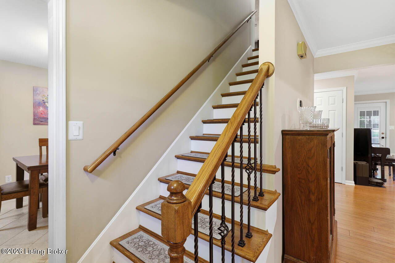 4108 Meadowland Dr