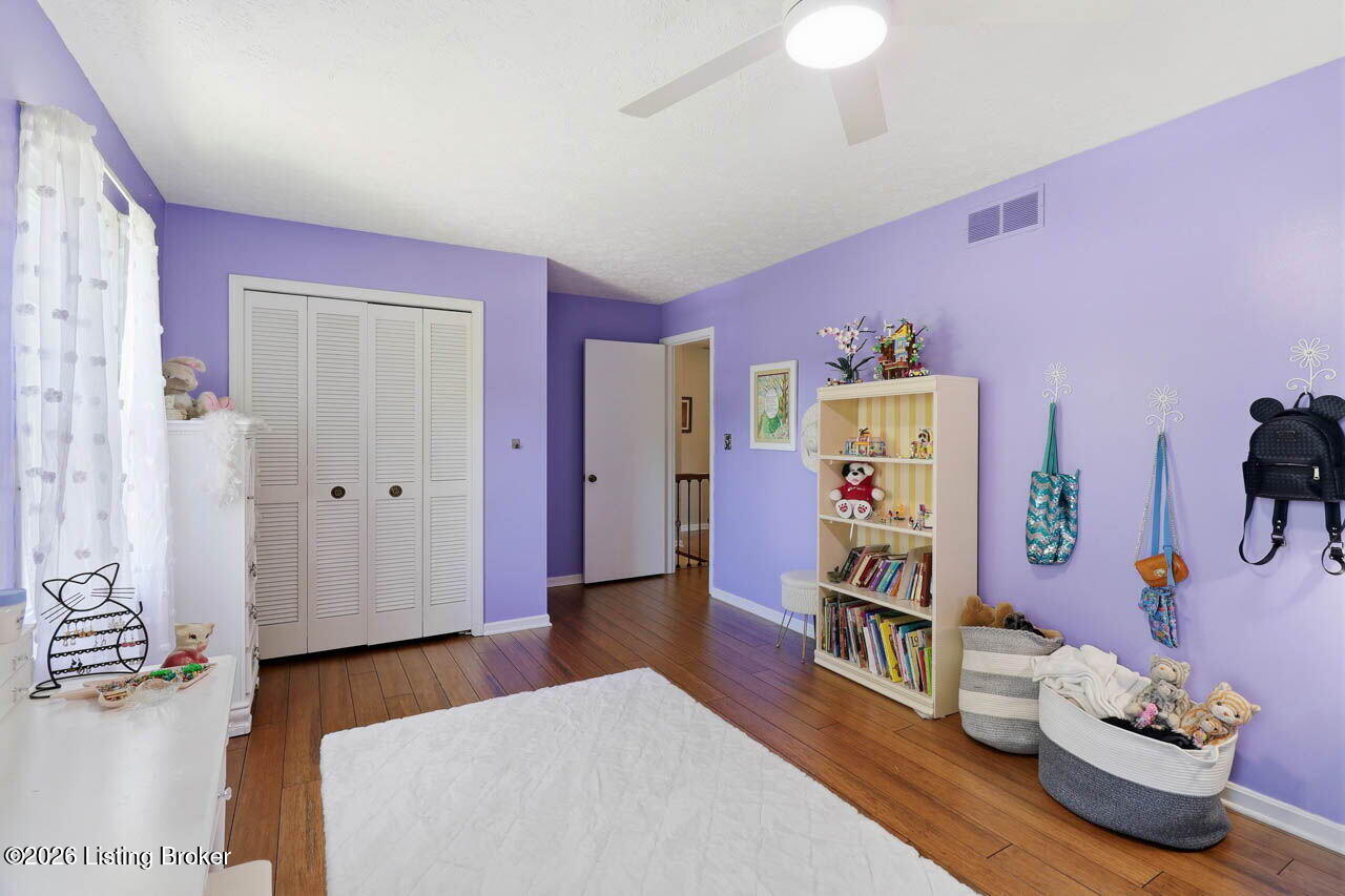 4108 Meadowland Dr