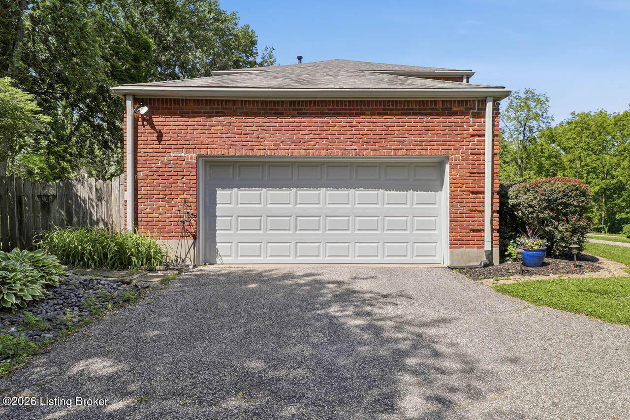 4108 Meadowland Dr
