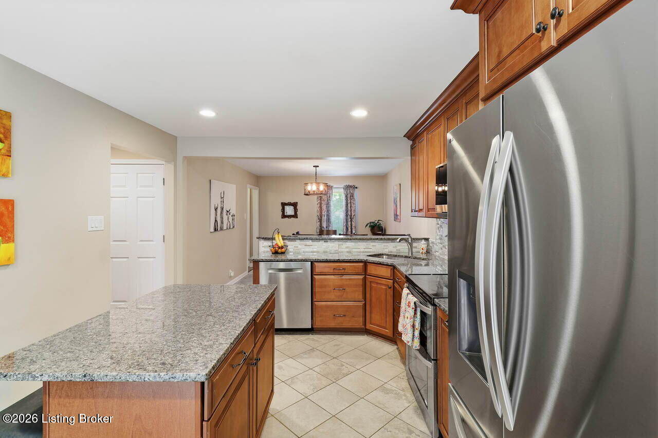 4108 Meadowland Dr