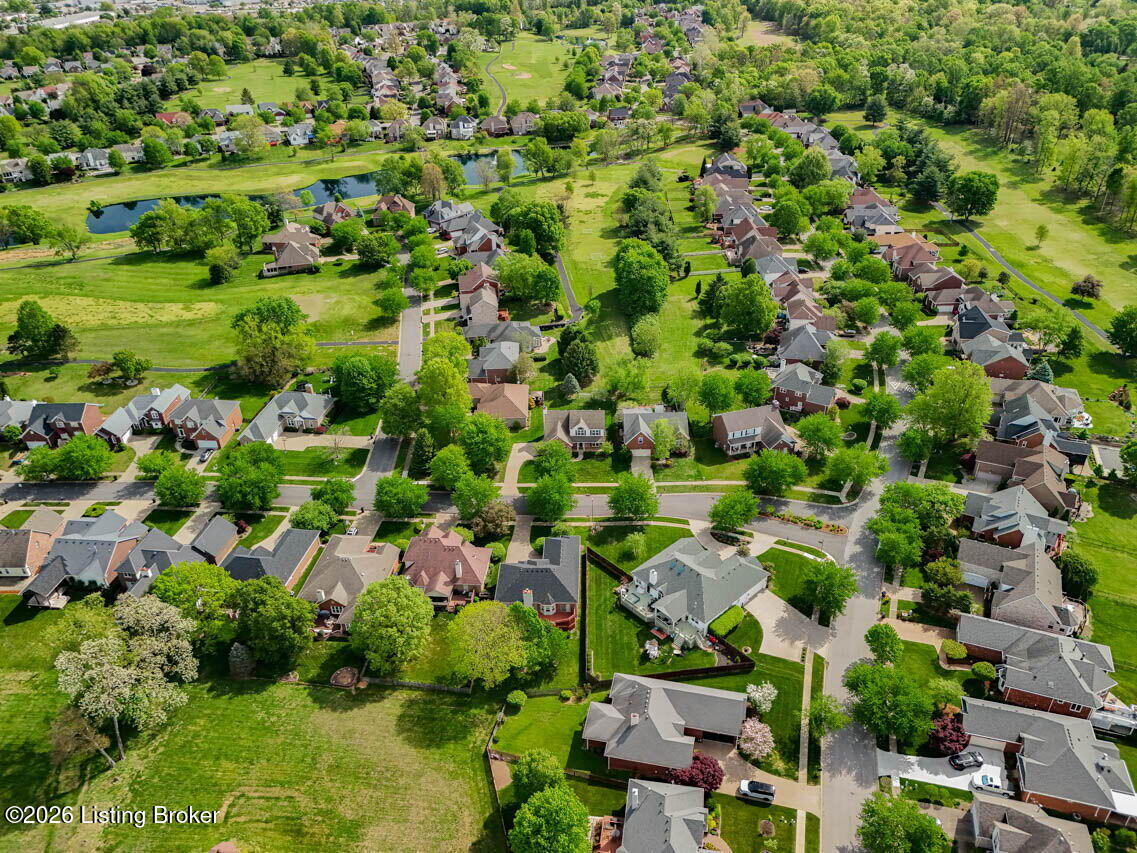 2905 Lake Vista Dr