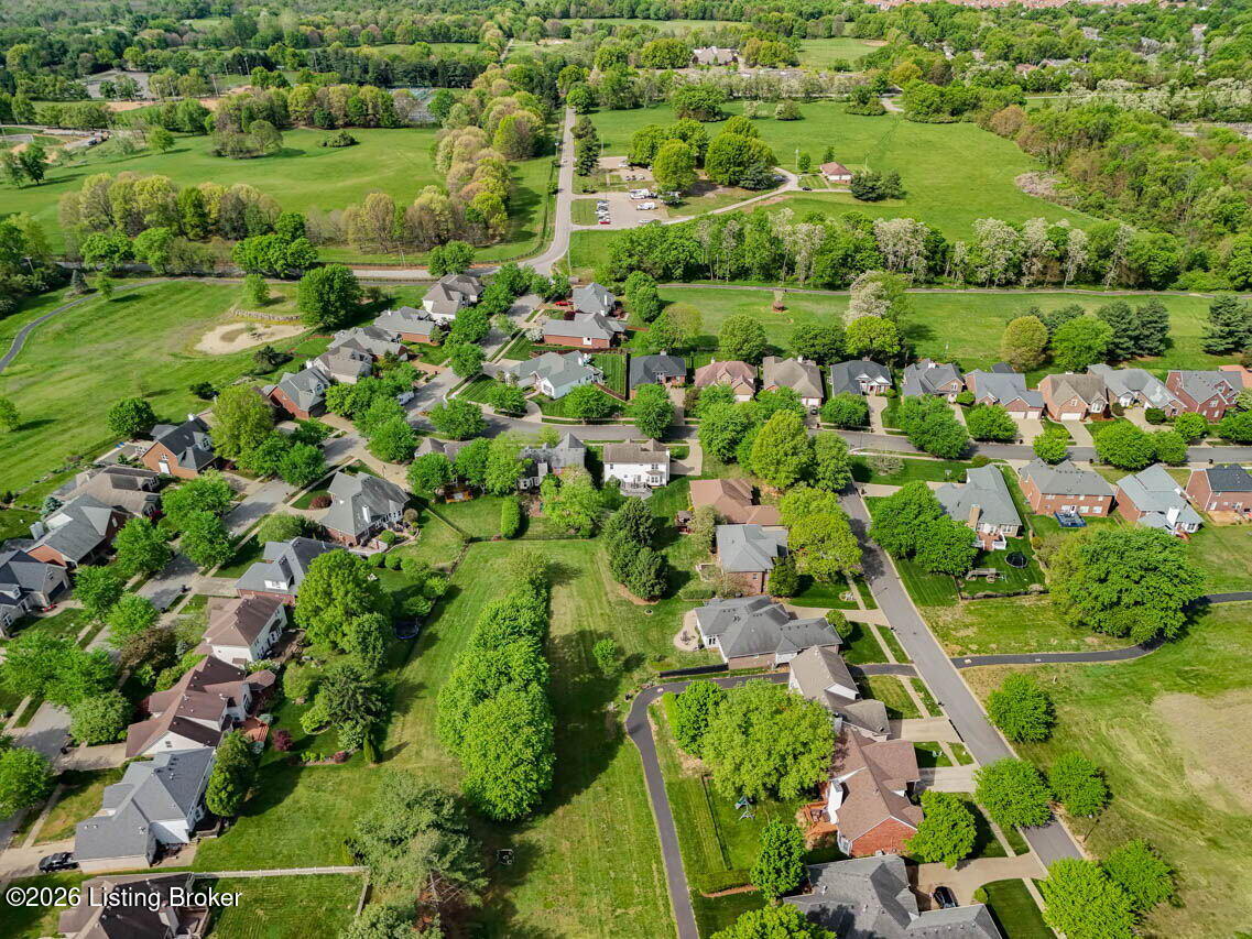 2905 Lake Vista Dr