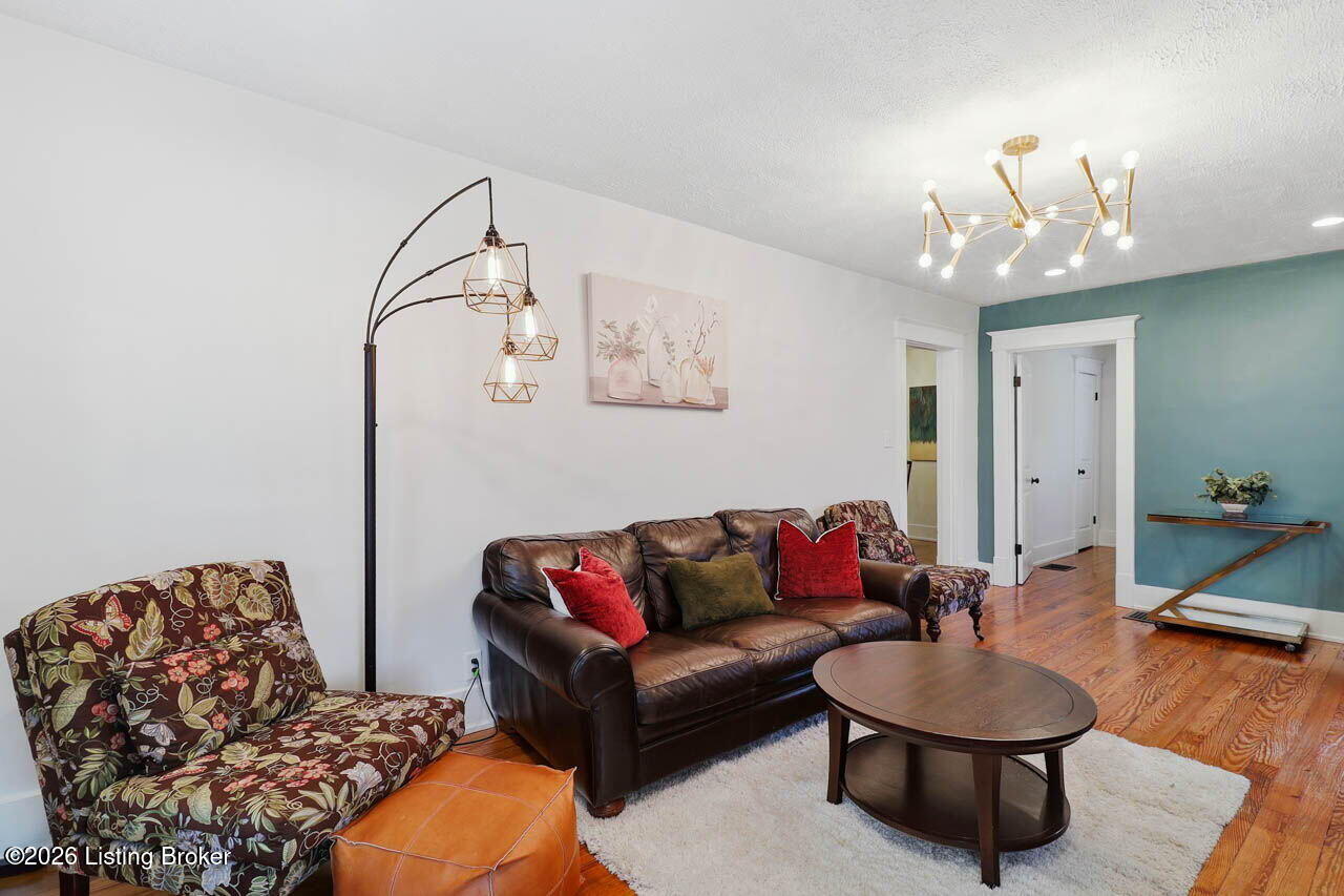 1521 Belmar Dr