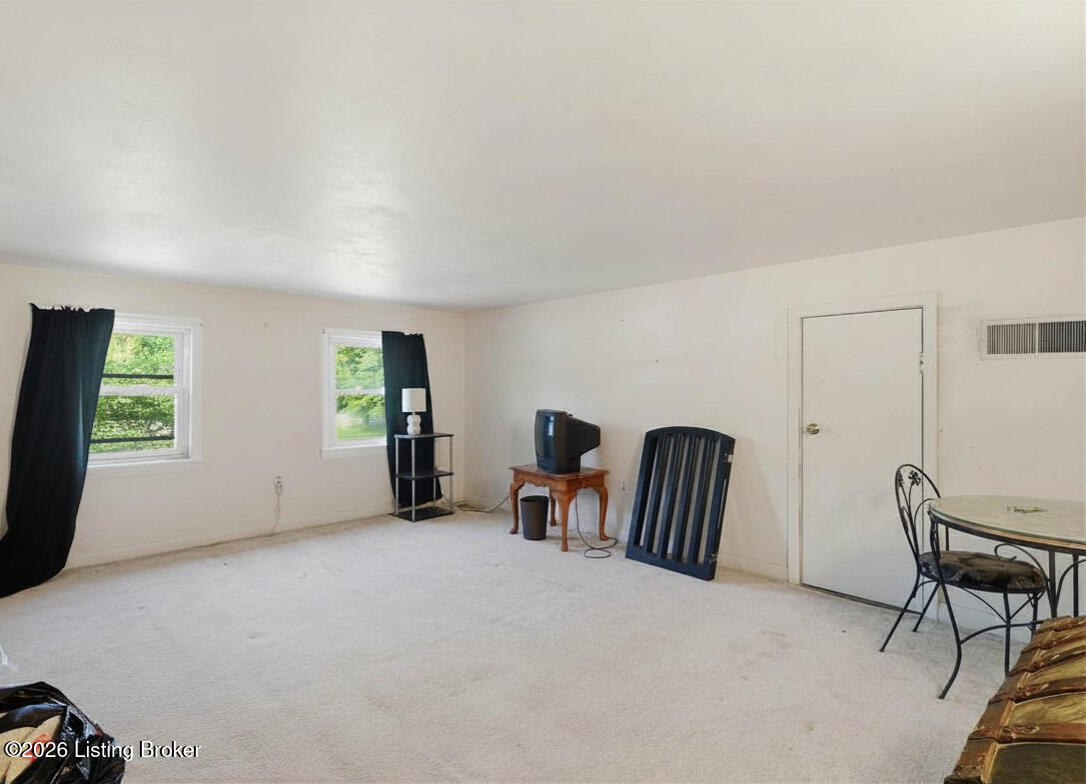 6701 Scenic Trail
