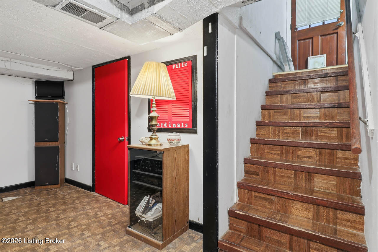 6701 Scenic Trail