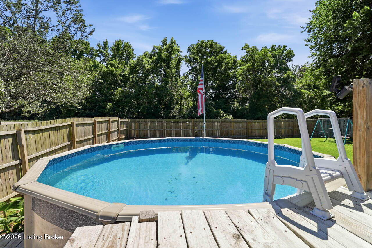 402 Ecchappe Ln