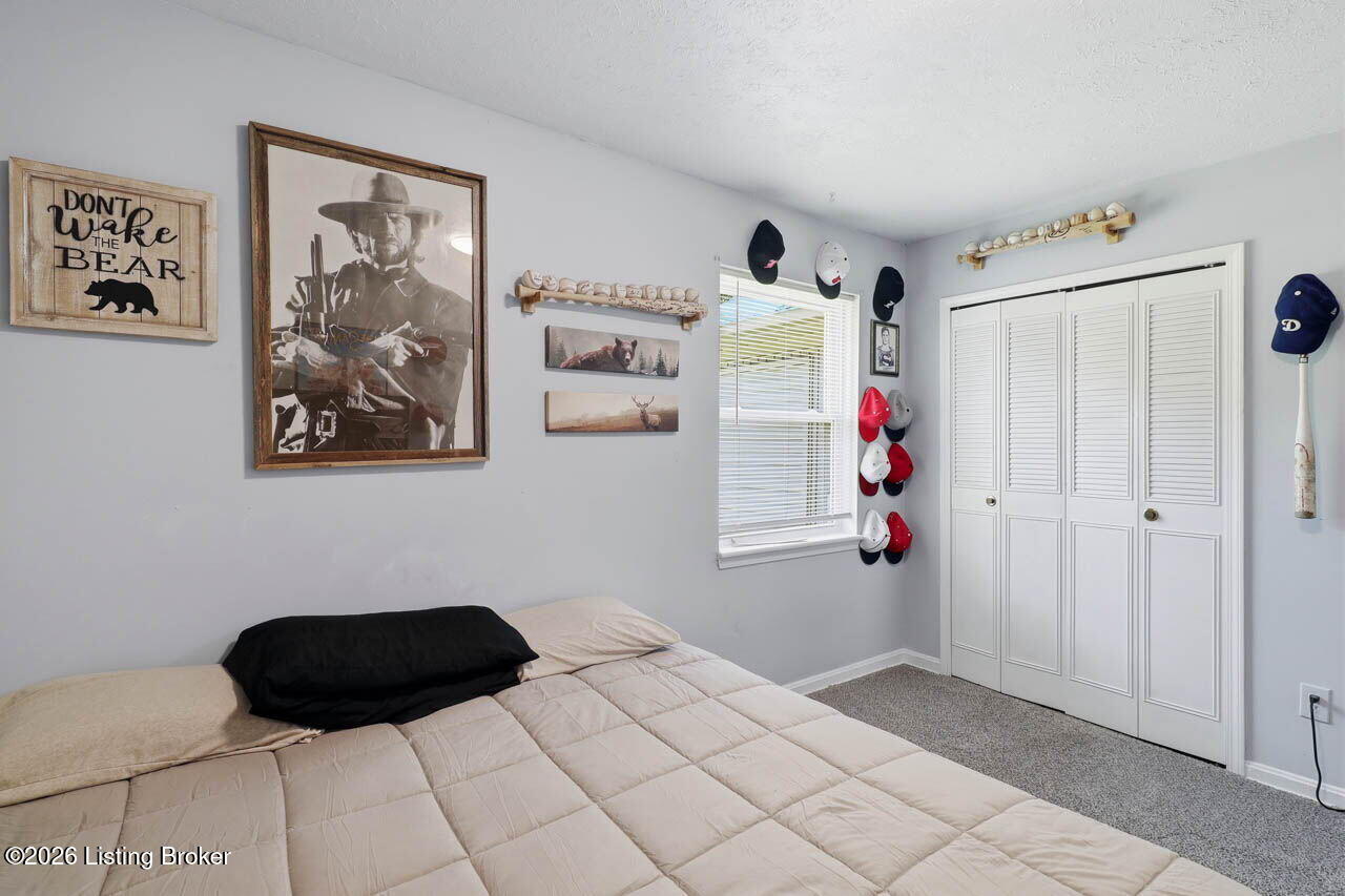 402 Ecchappe Ln