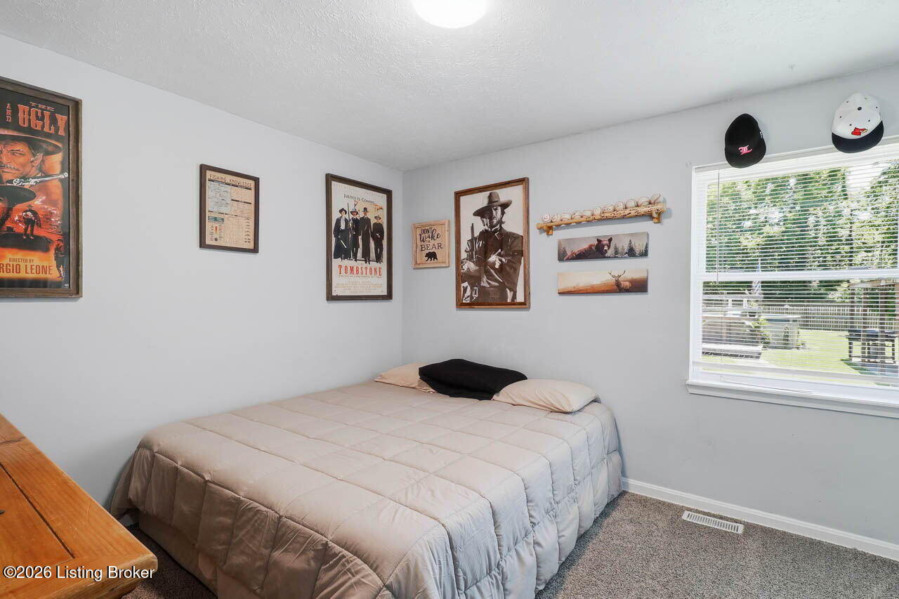 402 Ecchappe Ln
