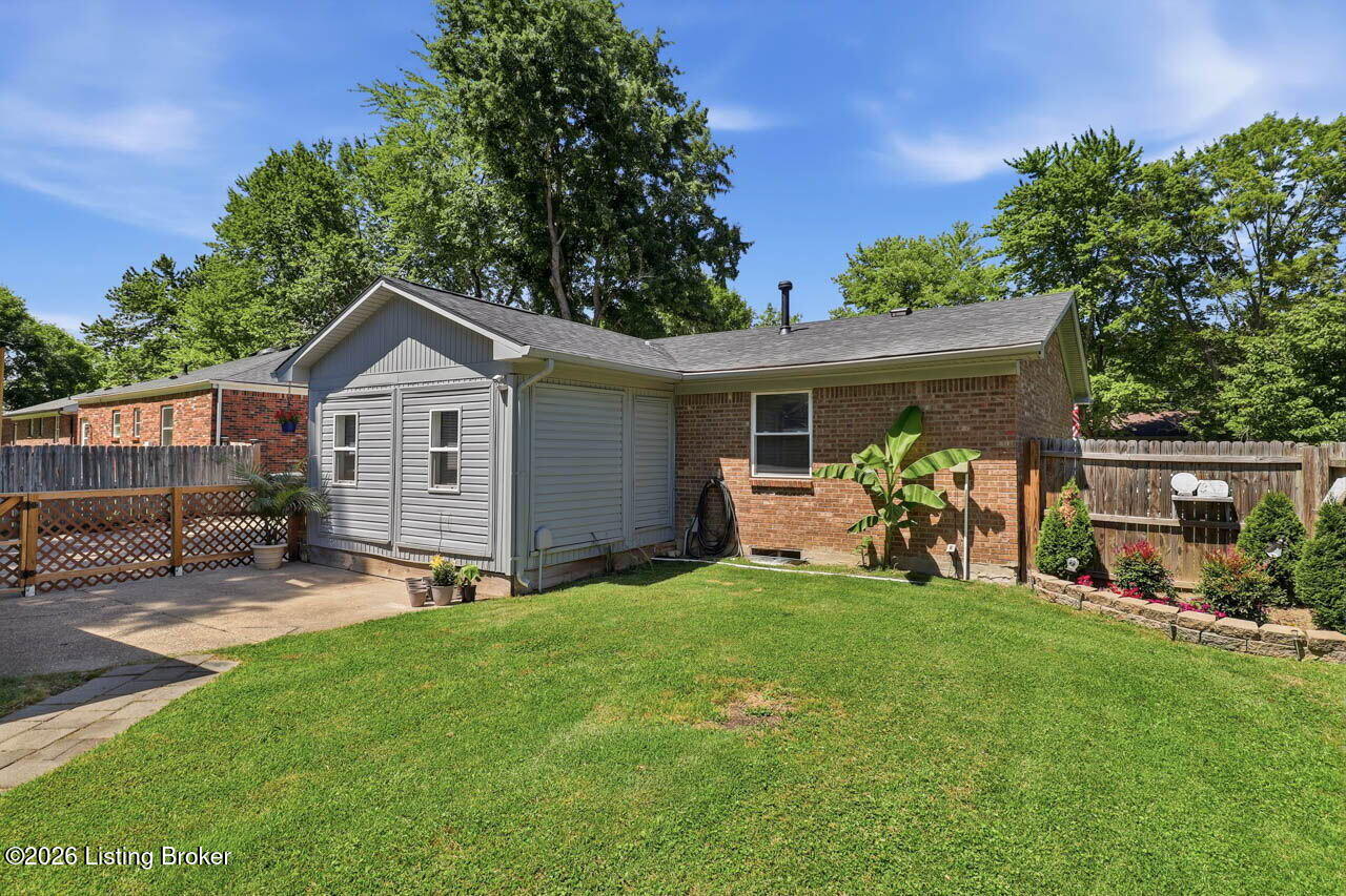 402 Ecchappe Ln