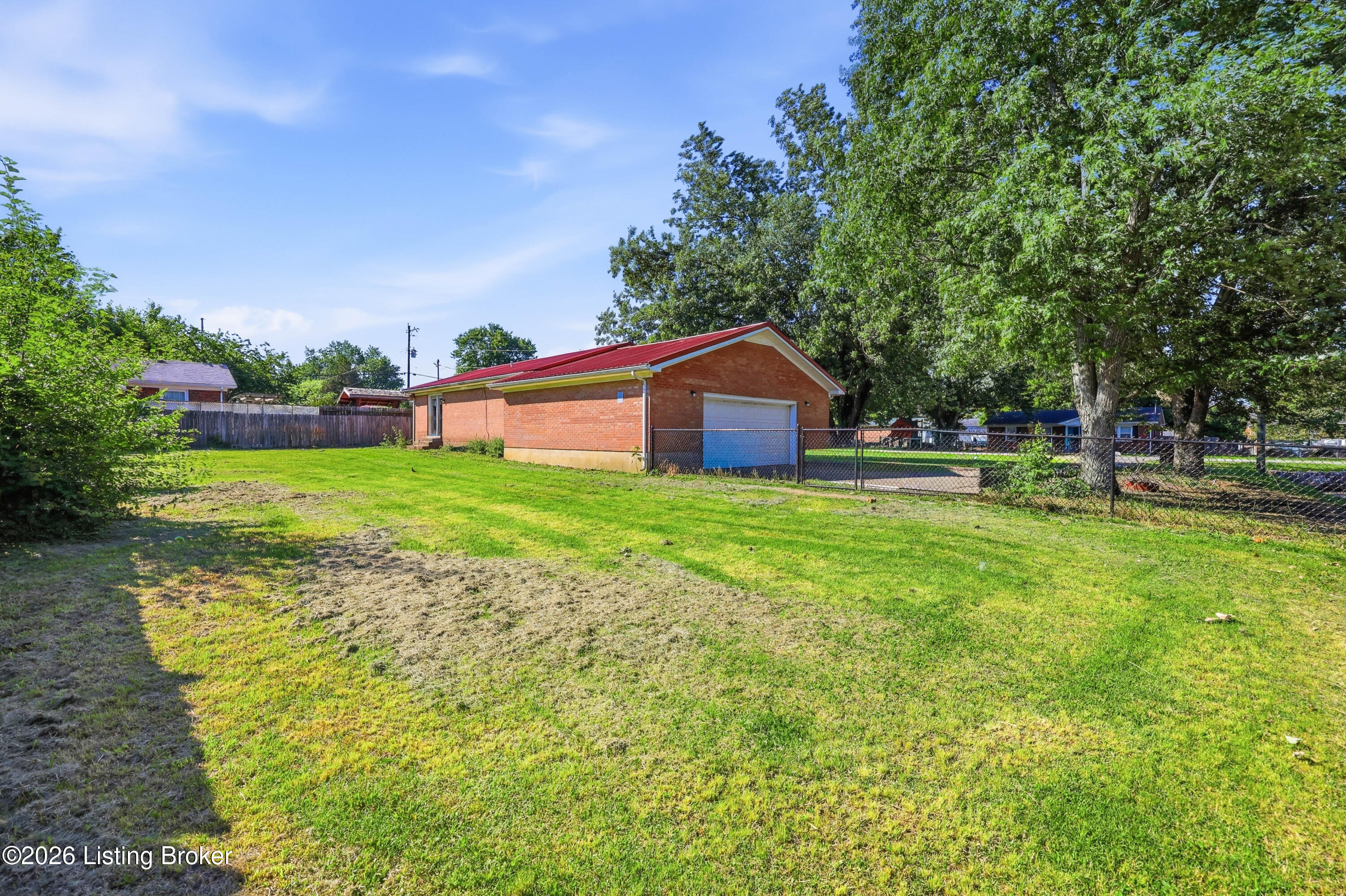 370 Concord Dr