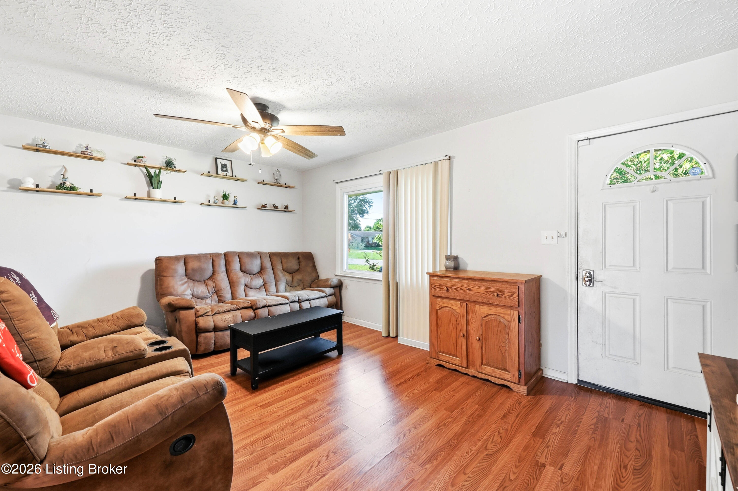 370 Concord Dr