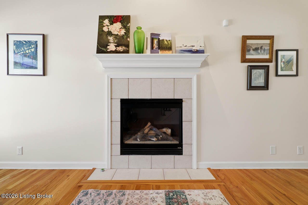 5104 Silverton Ln