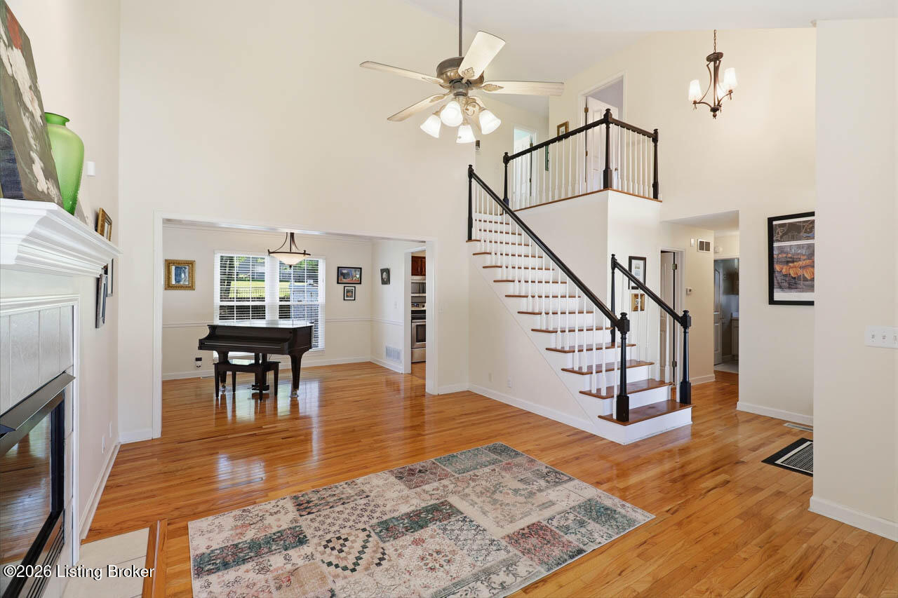 5104 Silverton Ln