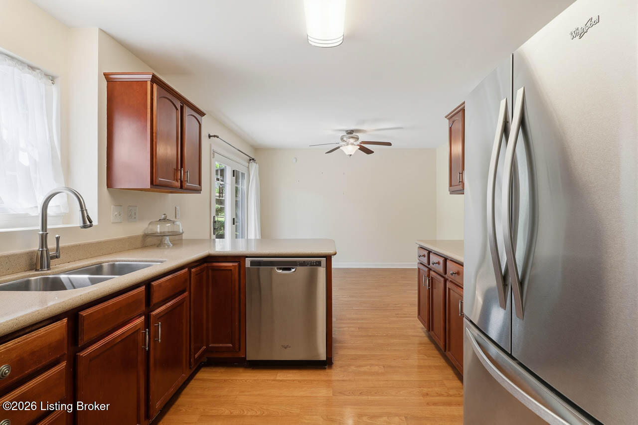 5104 Silverton Ln