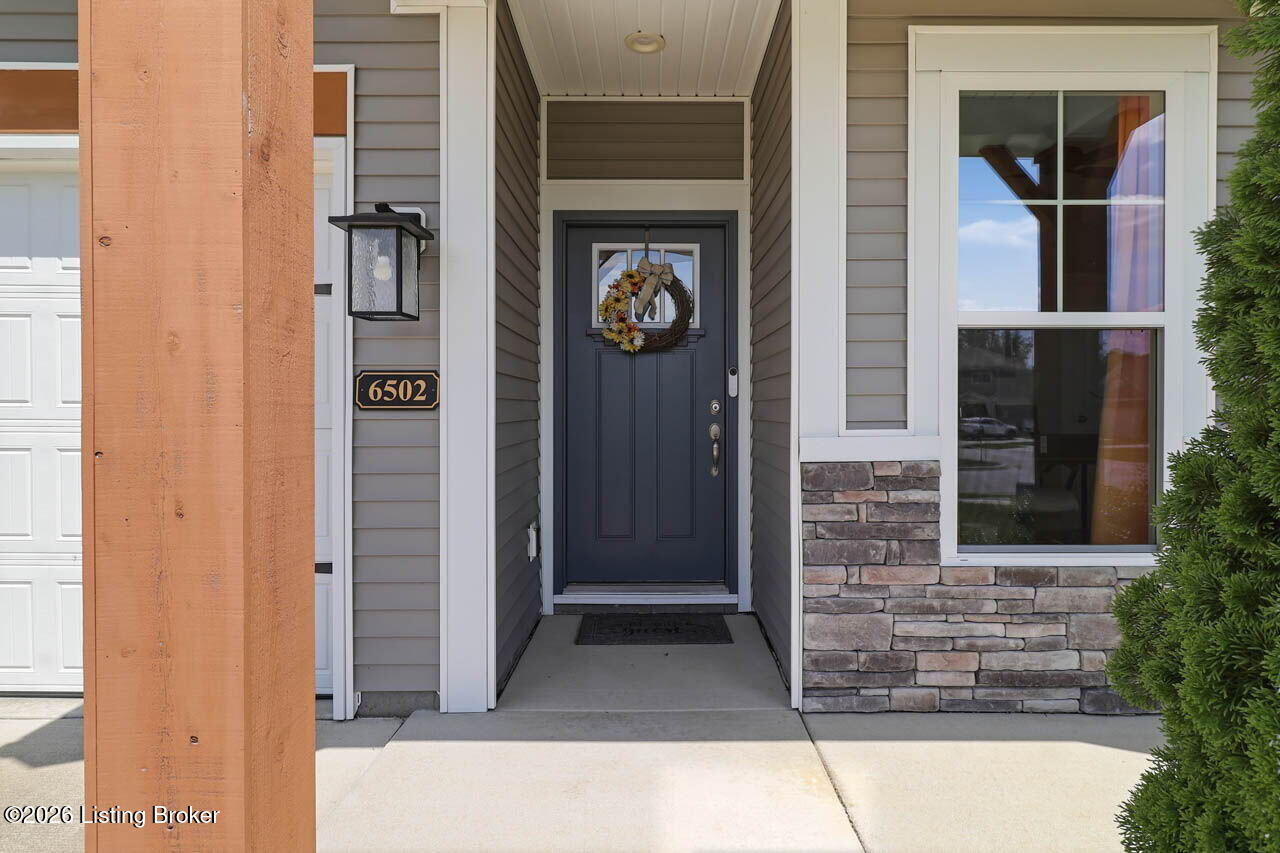 6502 Oak Village Dr