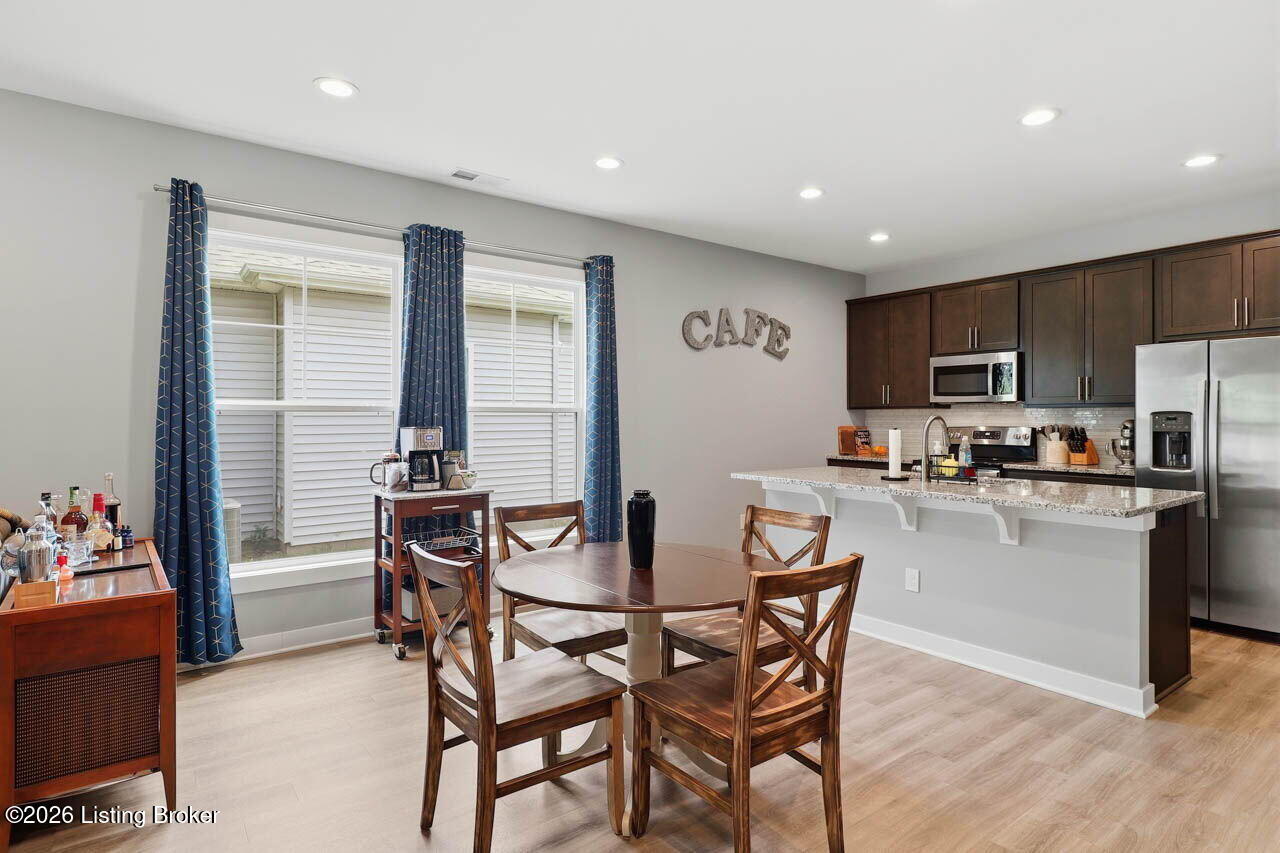 6502 Oak Village Dr