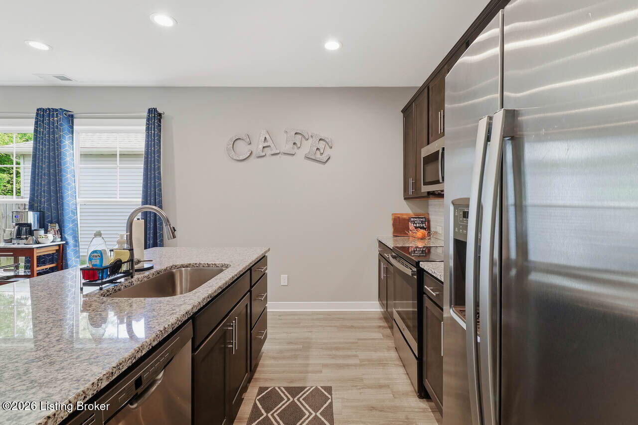 6502 Oak Village Dr