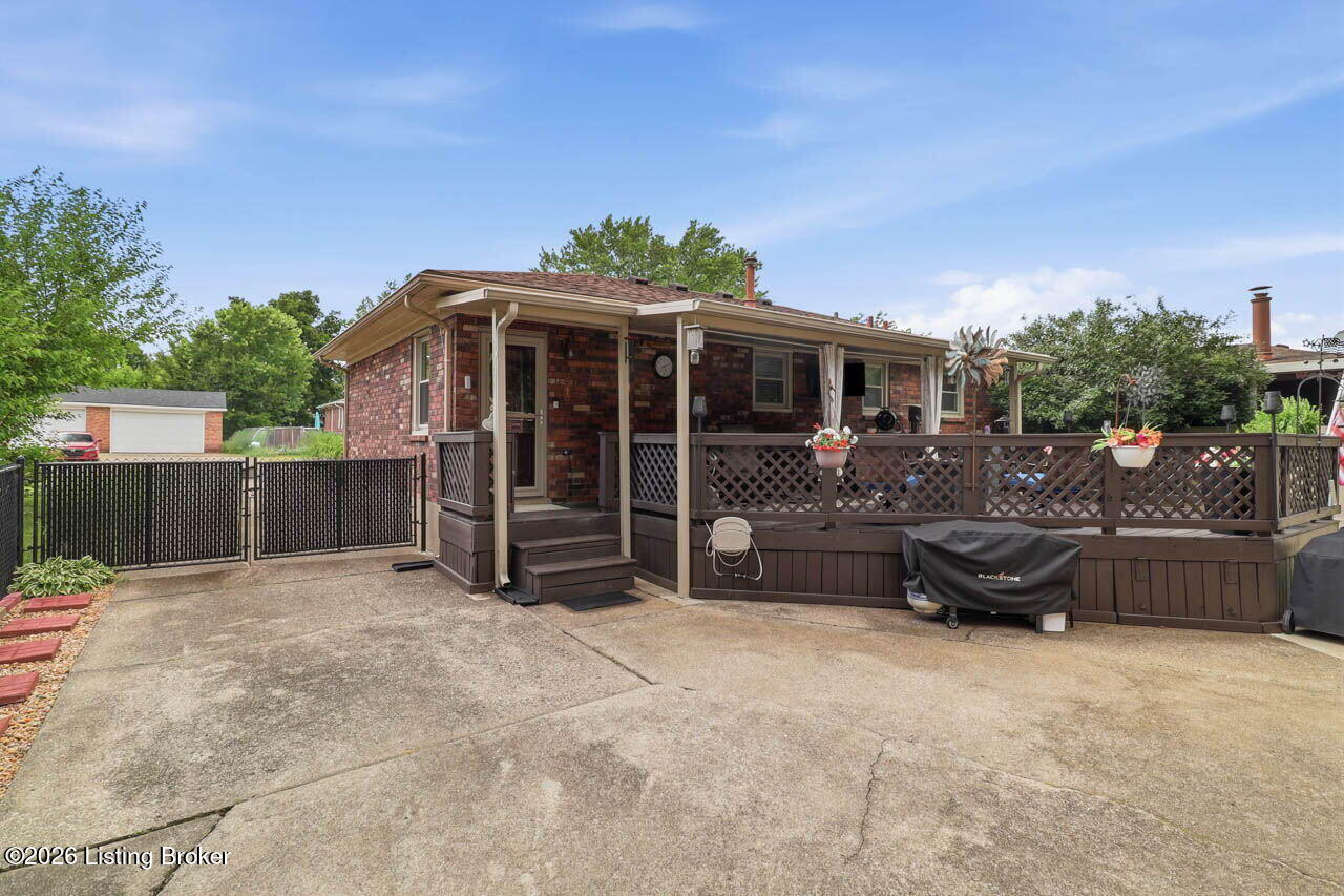 10021 Normie Ln