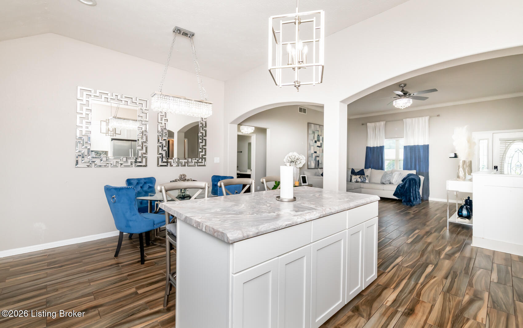 9409 Mossy Creek Way