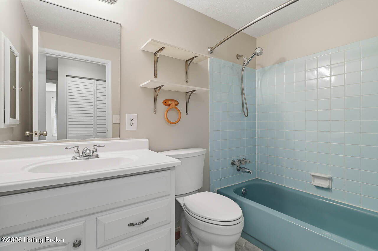 11212 Kendalton Pl