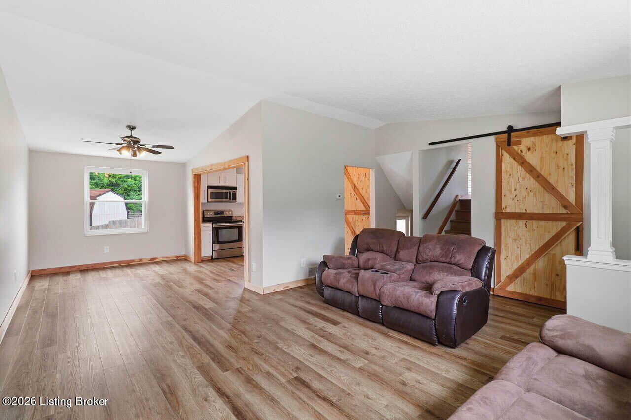 11212 Kendalton Pl
