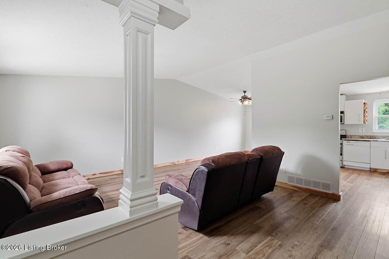 11212 Kendalton Pl