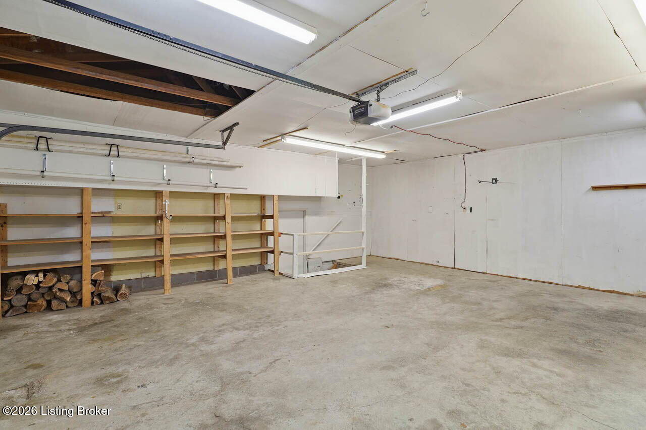 11212 Kendalton Pl