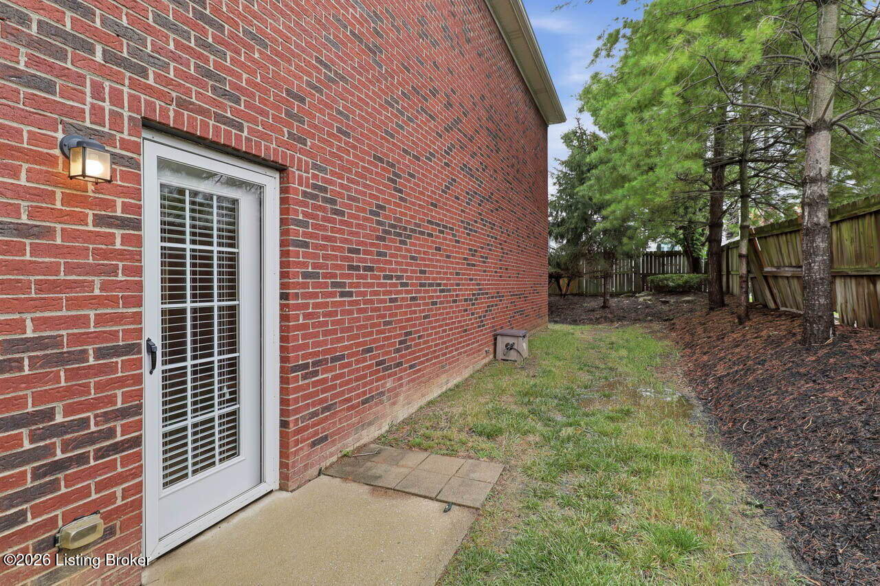 213 S Dorsey Ln