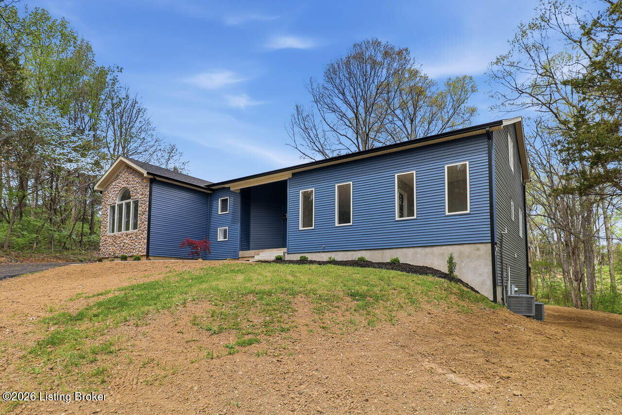 375 Wood Valley Ln