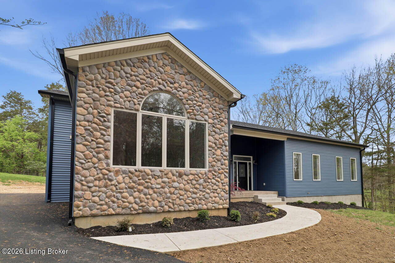 375 Wood Valley Ln