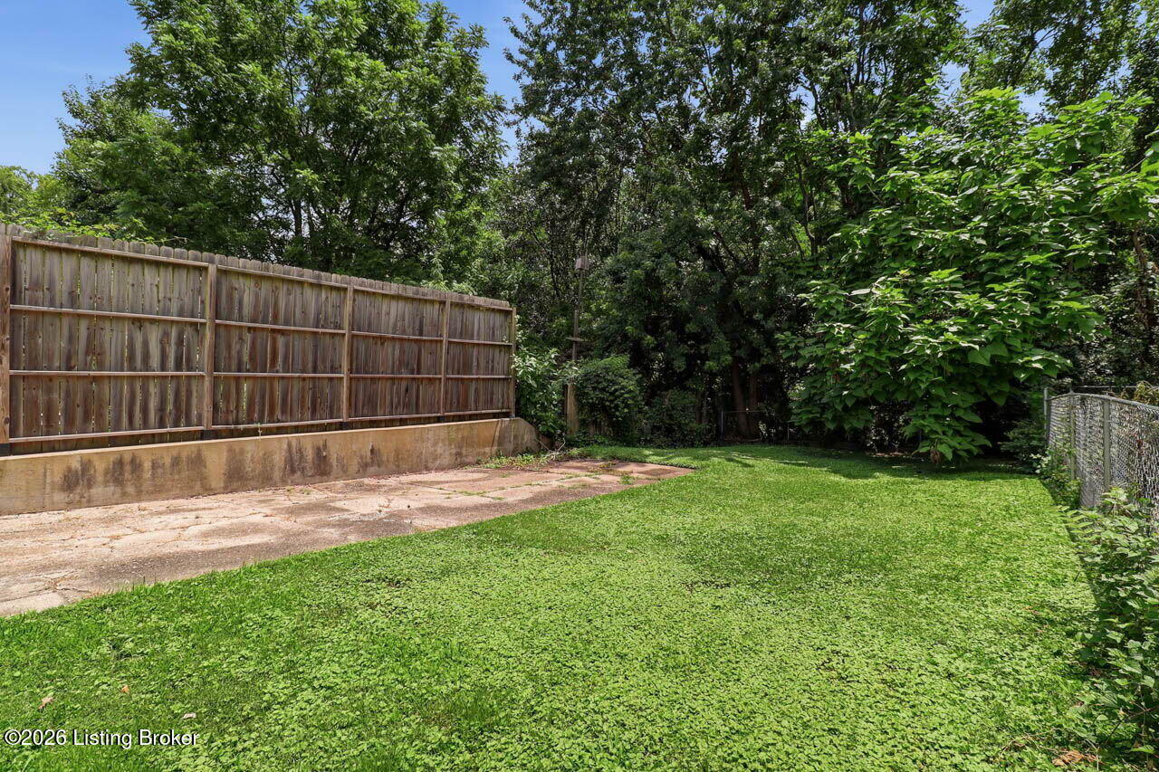 1070 Highland Ave
