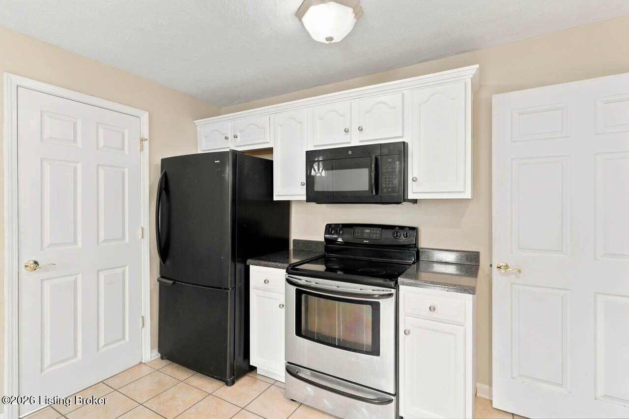 1070 Highland Ave