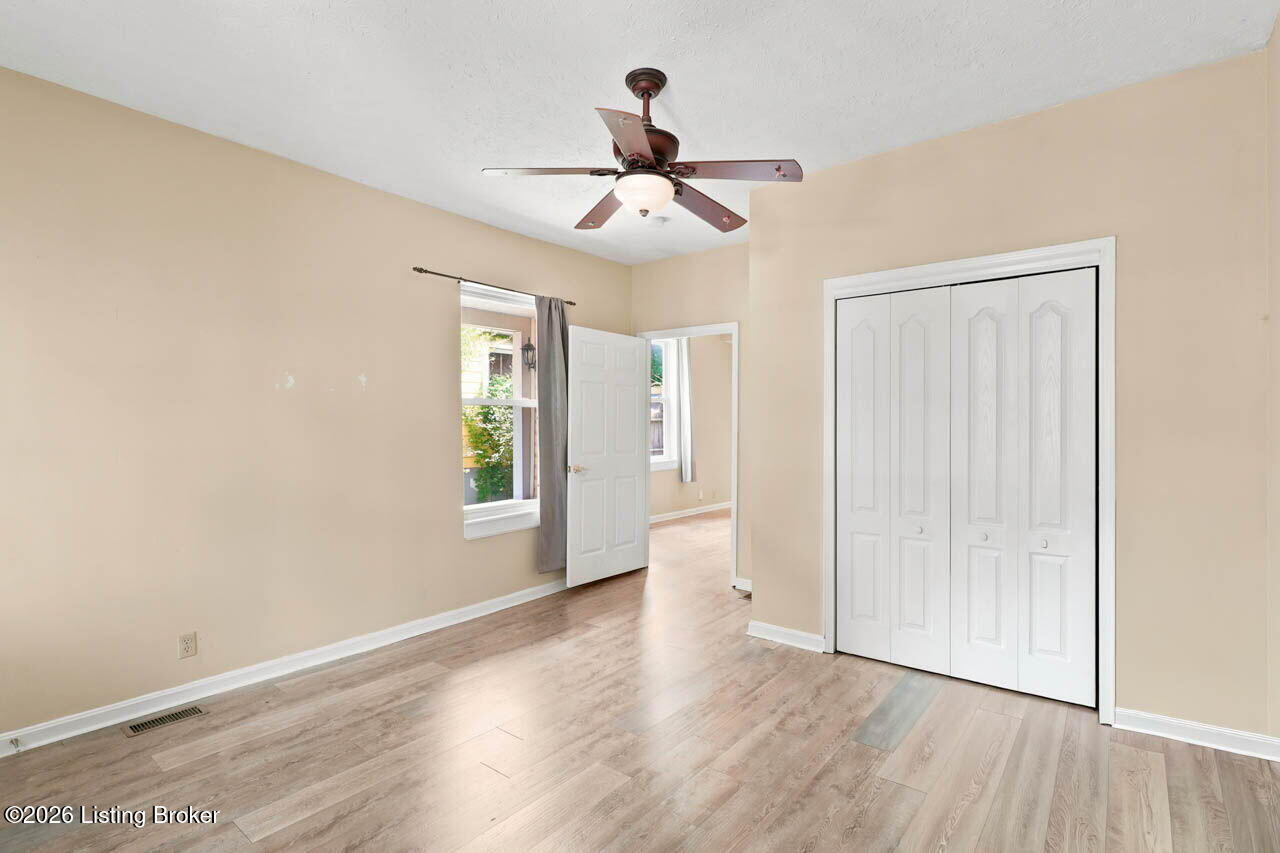 1070 Highland Ave