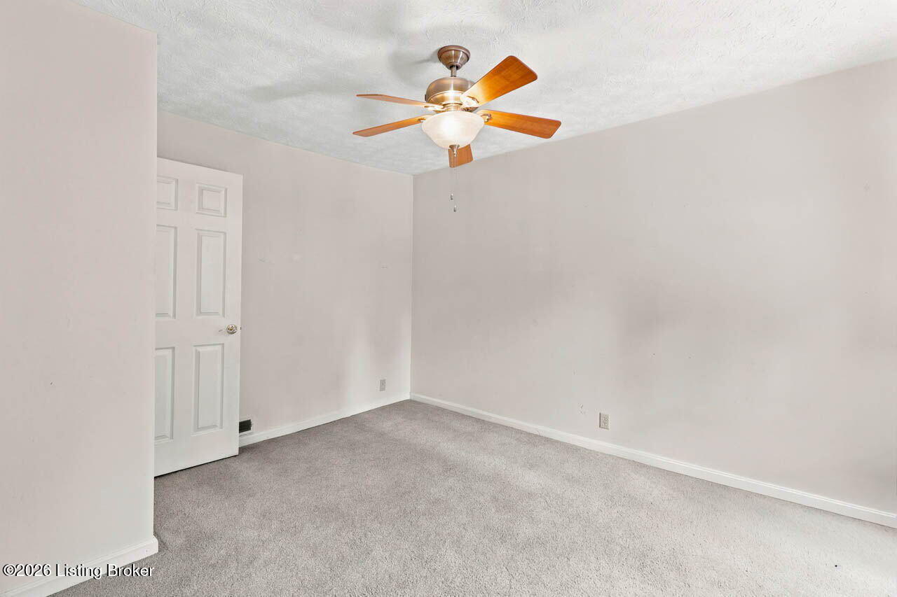 1070 Highland Ave