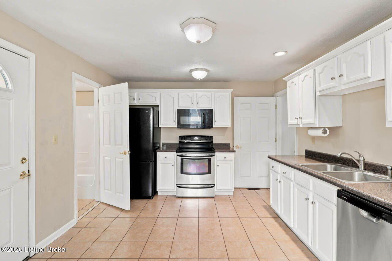 1070 Highland Ave