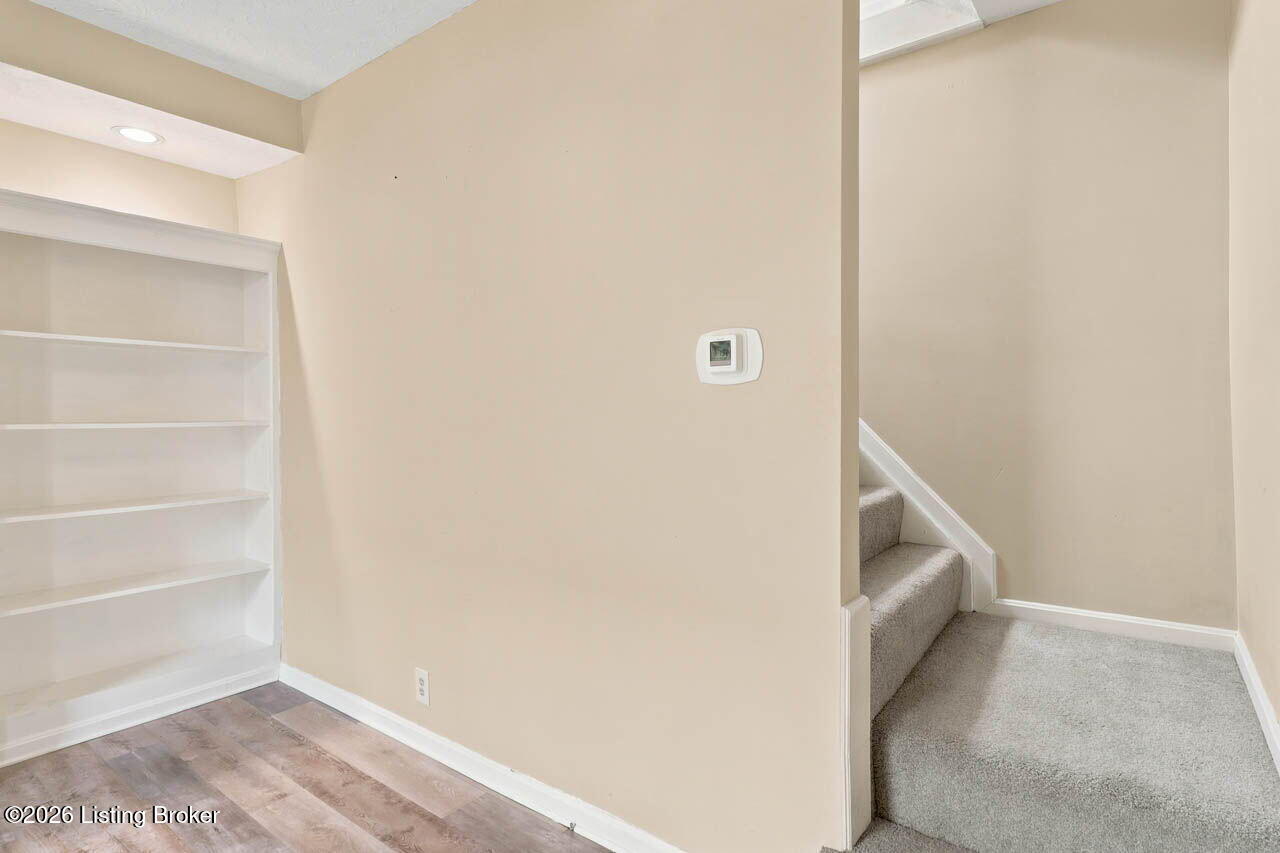 1070 Highland Ave