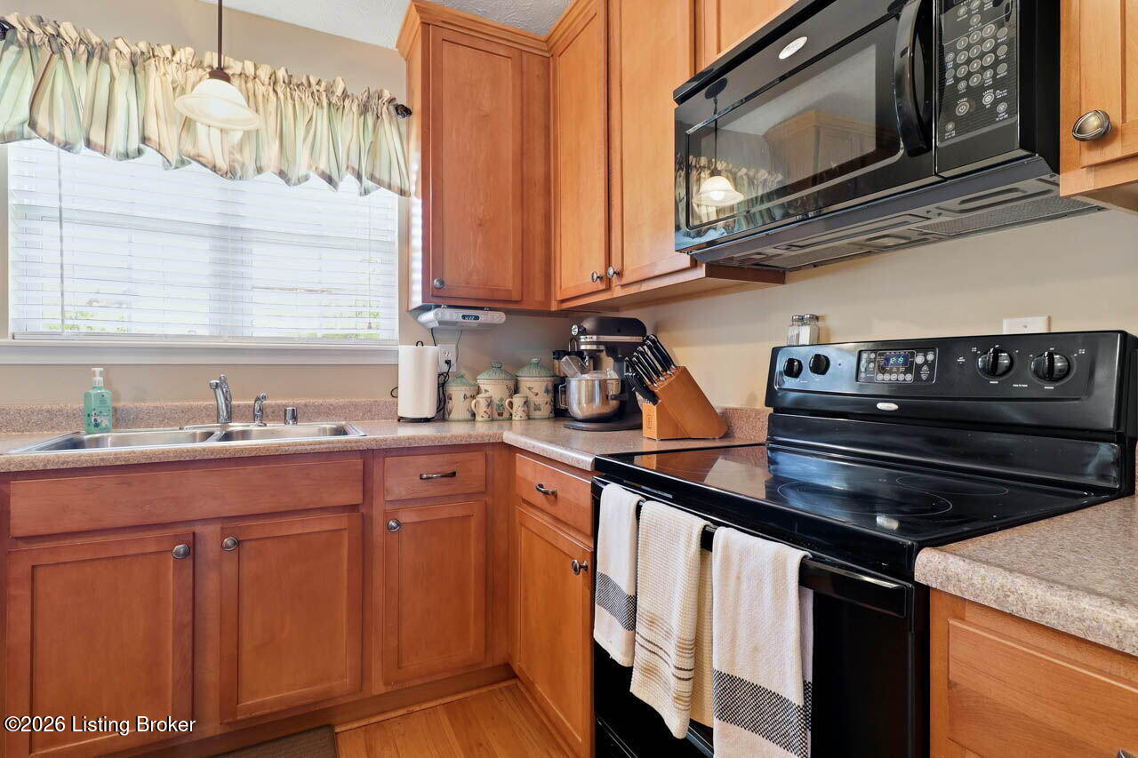 3213 Stony Farm Dr