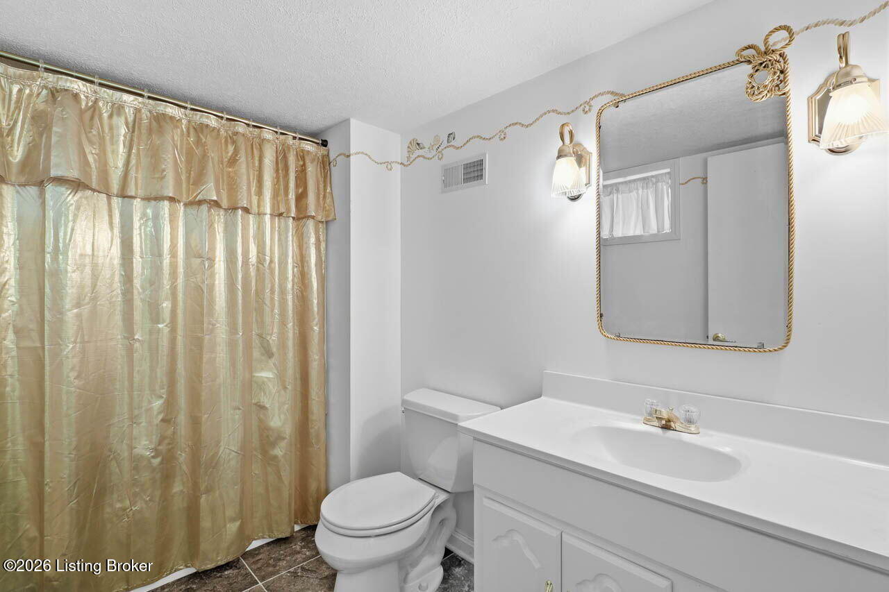 3103 Evon Ct