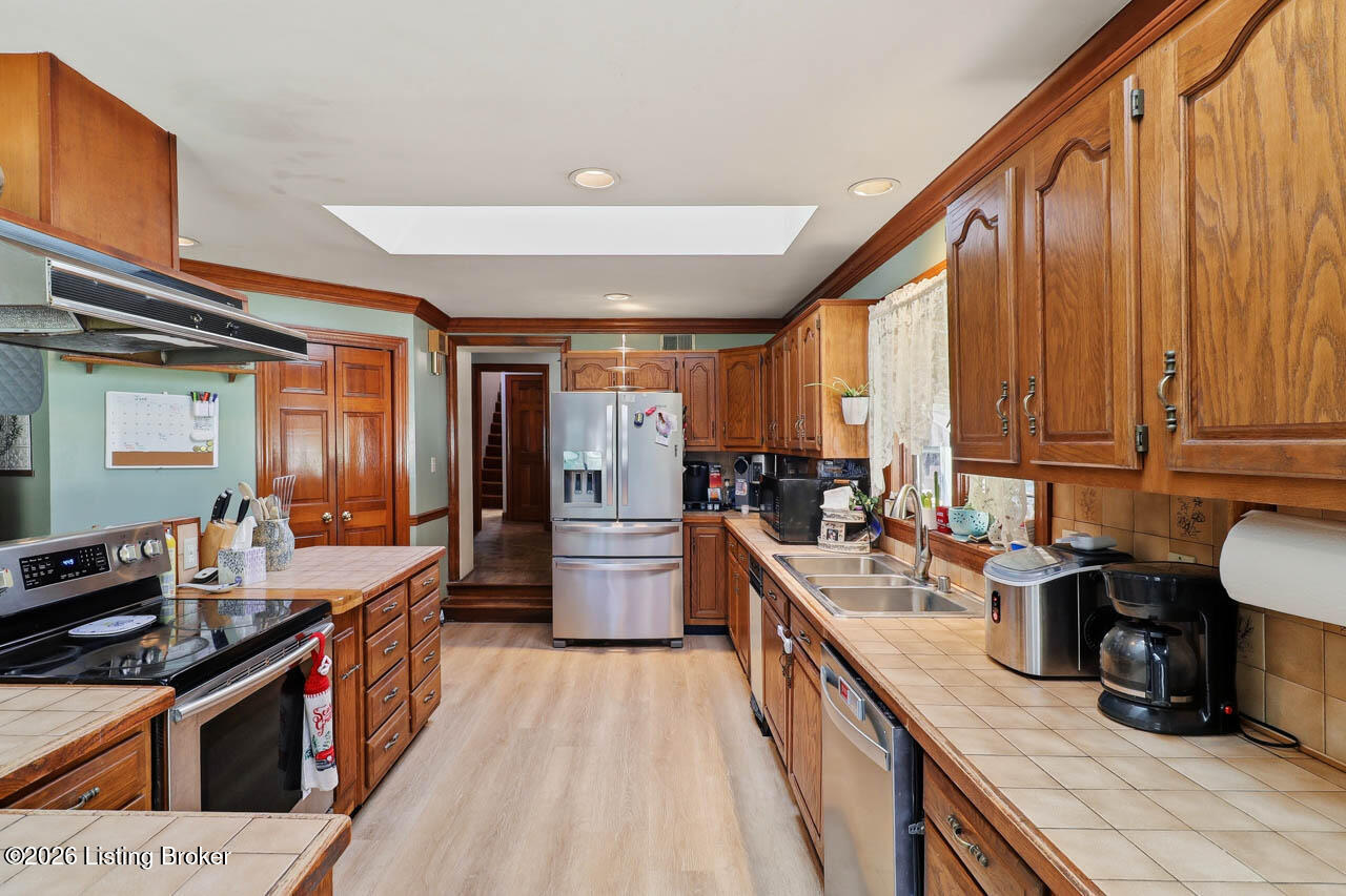 6701 Scenic Trail